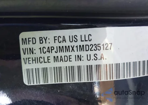 2021 Jeep Cherokee Latitude Lux 4X4 from USA, damaged, VIN 1C4PJMMX1MD235127